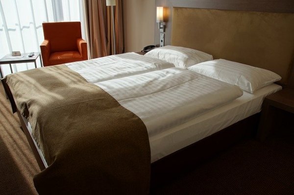 room-hotel-994227_640